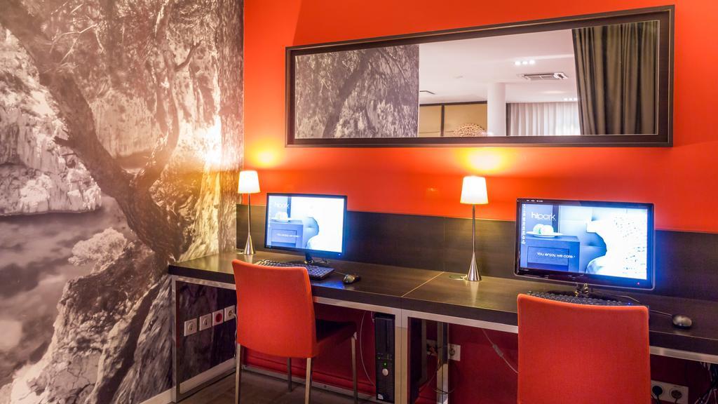 Aparthotel Adagio Marseille Timone Exterior photo